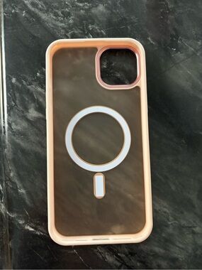 iPhone 15 plus / 14 plus peachy pink with MagSafe